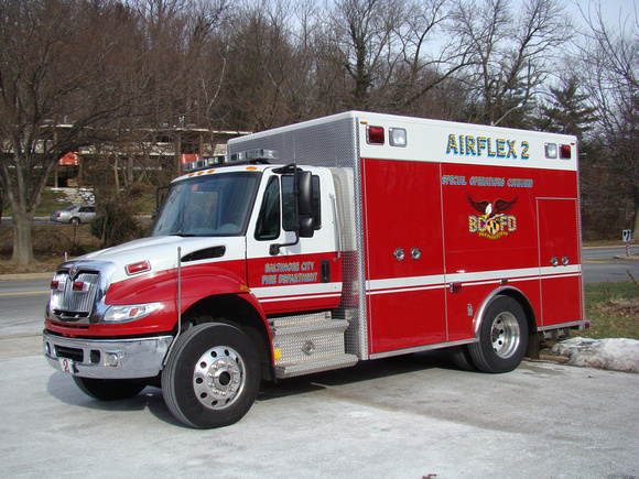 Baltimore City Fire Department Airflex 22007 International 4400/Rescue 1