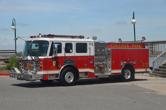 College Park Volunteer Fire Department Engine 121