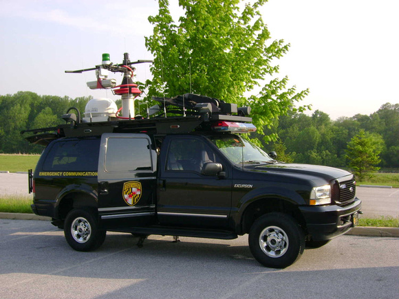 Maryland State Police "Emergency Communications Vehicle 1"2003 Ford Excursion Limited/Bickford Industries