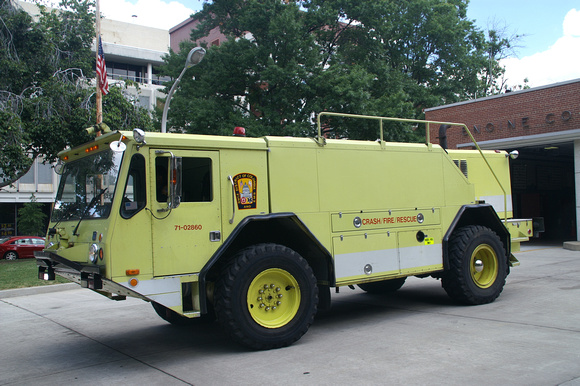 Crash Truck1991 Amertek 1000F/130GWT (ex US Navy)