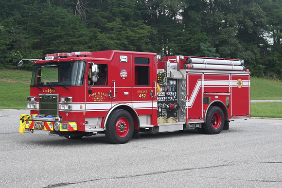 Fort Meade Fire Department (US Army) Engine 452